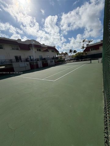 6709 N Kendall Dr 209, Pinecrest, FL 33156