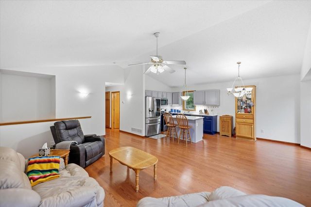 4894 190th Street W, Farmington, MN 55024