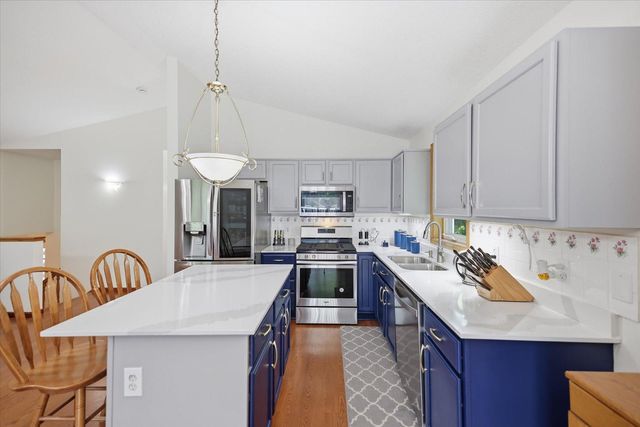 4894 190th Street W, Farmington, MN 55024