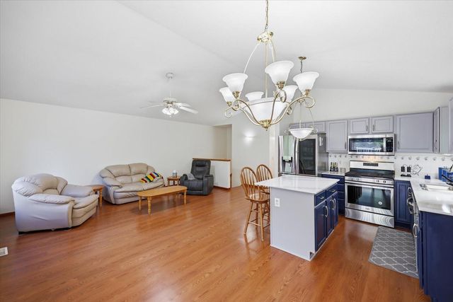 4894 190th Street W, Farmington, MN 55024