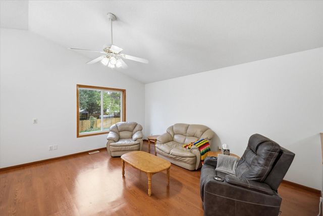 4894 190th Street W, Farmington, MN 55024