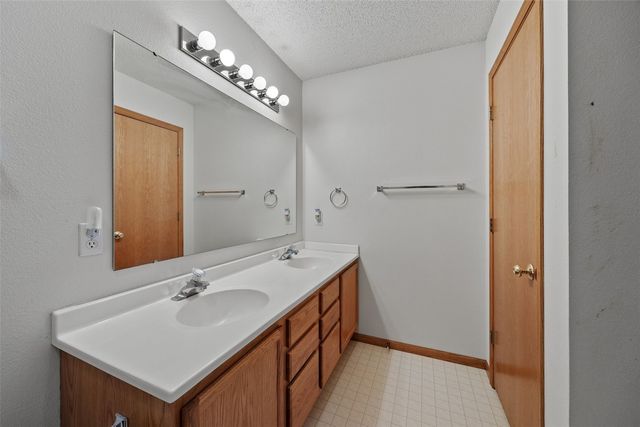 1519 Ranier Drive, Iowa City, IA 52246