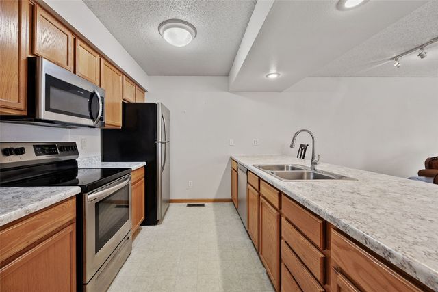 1519 Ranier Drive, Iowa City, IA 52246