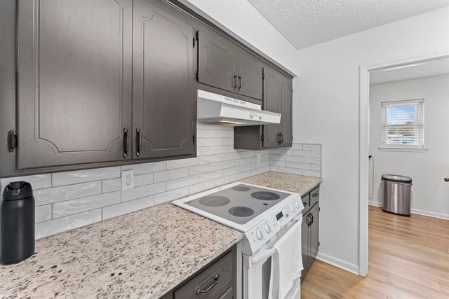 4114 Northshore Drive, Benton, AR 72015