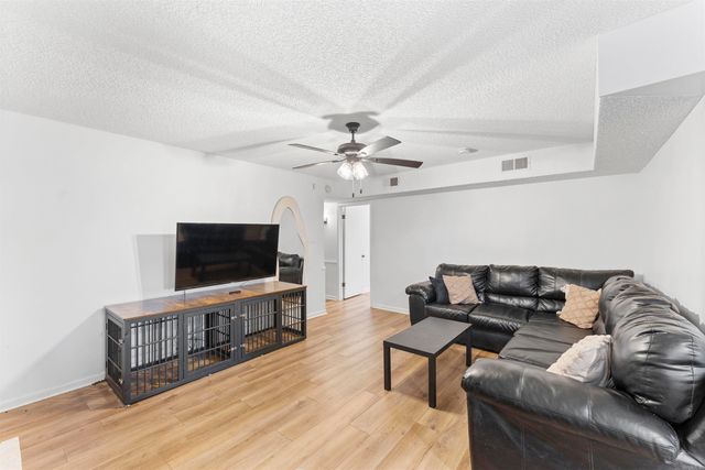 4114 Northshore Drive, Benton, AR 72015