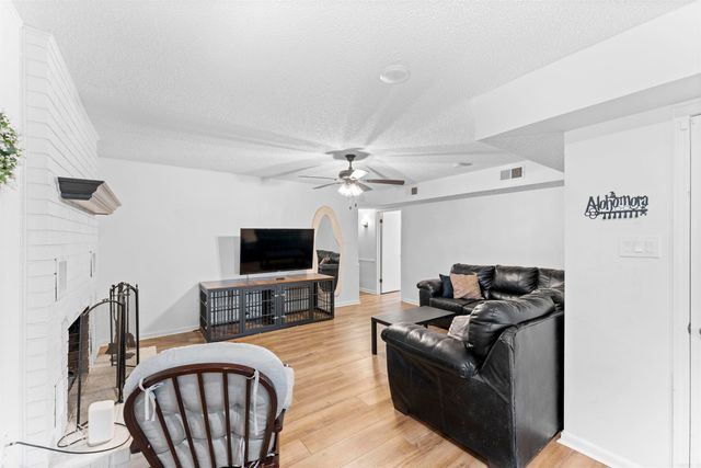 4114 Northshore Drive, Benton, AR 72015