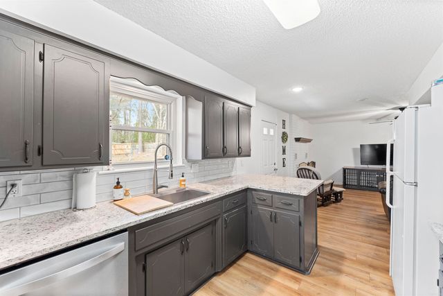 4114 Northshore Drive, Benton, AR 72015