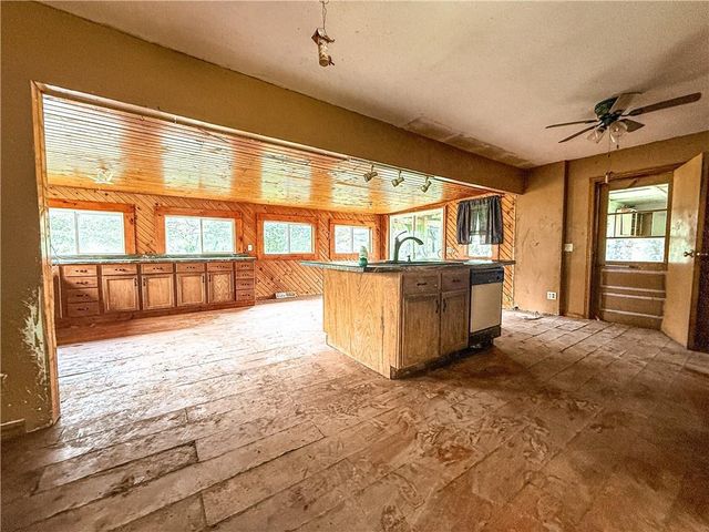 14707 Old Highway 10, Fairchild, WI 54741