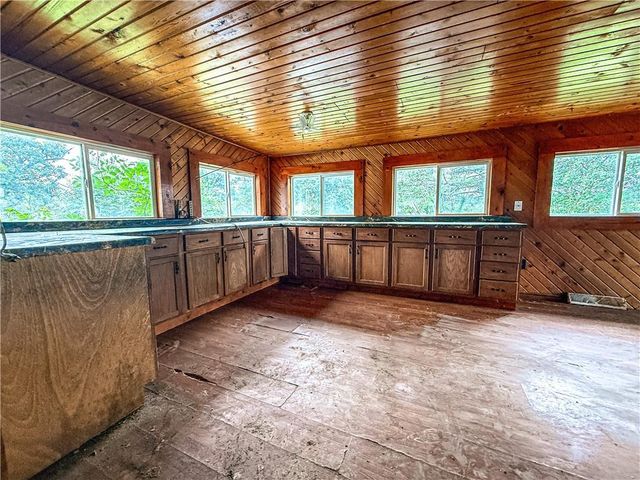 14707 Old Highway 10, Fairchild, WI 54741