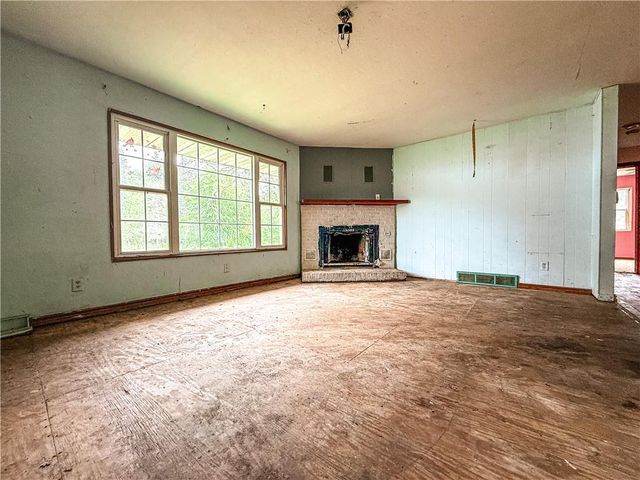 14707 Old Highway 10, Fairchild, WI 54741