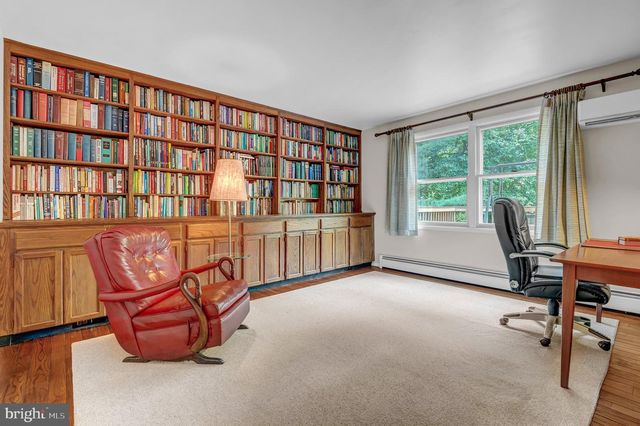 580 WELL DR, New Freedom, PA 17349