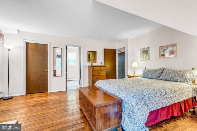580 WELL DR, New Freedom, PA 17349