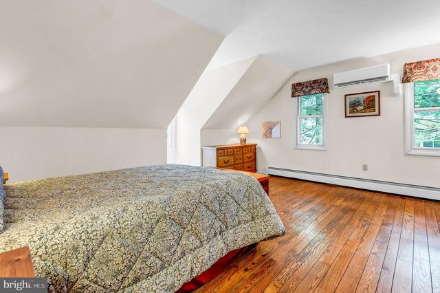 580 WELL DR, New Freedom, PA 17349