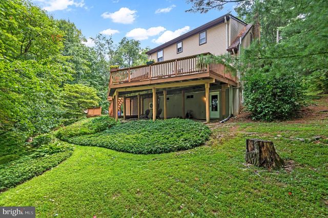 580 WELL DR, New Freedom, PA 17349