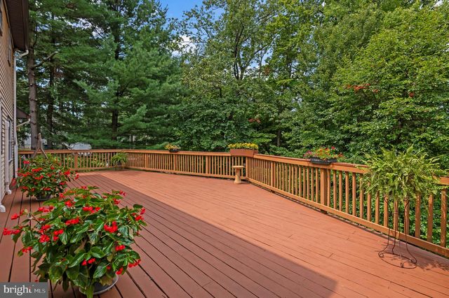 580 WELL DR, New Freedom, PA 17349