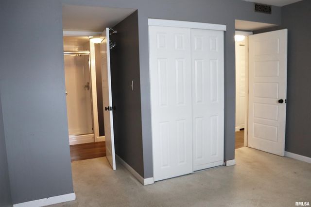 6606 N Allen Rd Unit 90, Peoria, IL 61614