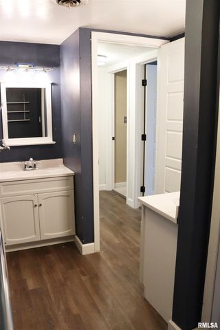 6606 N Allen Rd Unit 90, Peoria, IL 61614