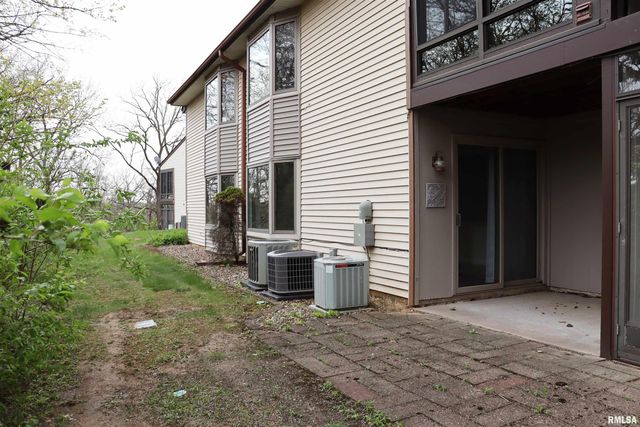 6606 N Allen Rd Unit 90, Peoria, IL 61614