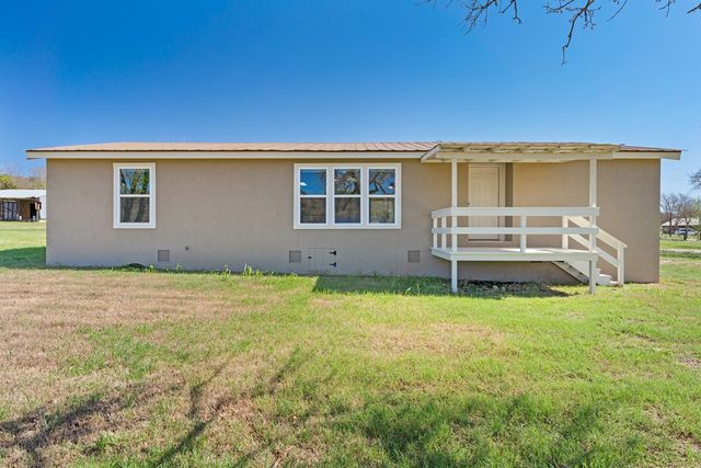 235 S Lillian Dr, Kerrville, TX 78028