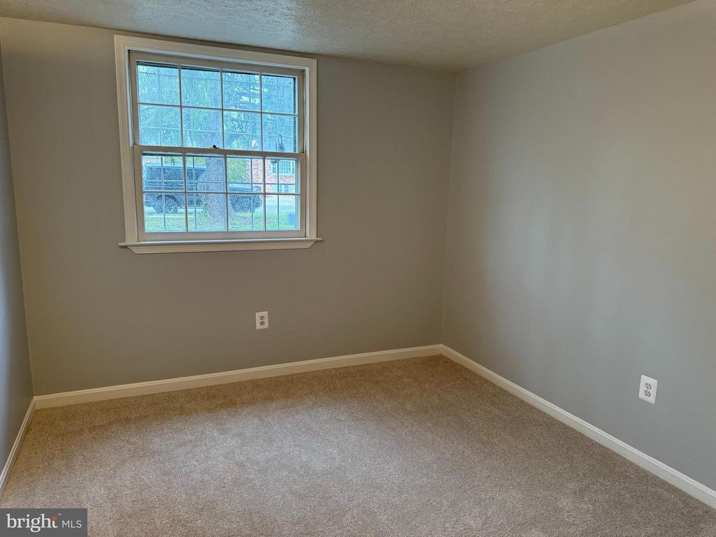 14605 DARBYDALE AVE, Woodbridge, VA 22193