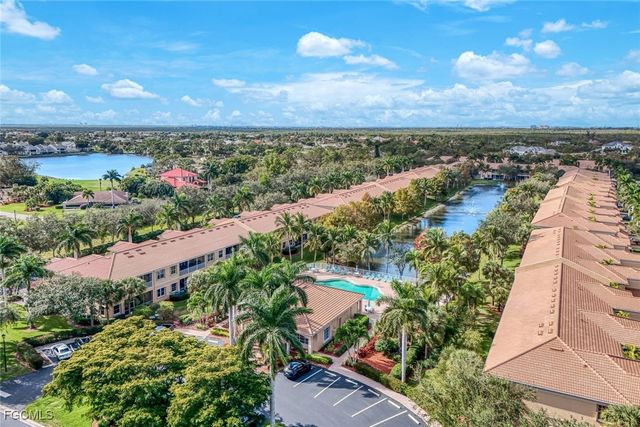 6100 Jonathans Bay CIR 302, Fort Myers, FL 33908