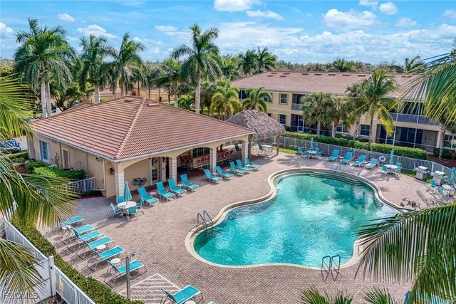 6100 Jonathans Bay CIR 302, Fort Myers, FL 33908