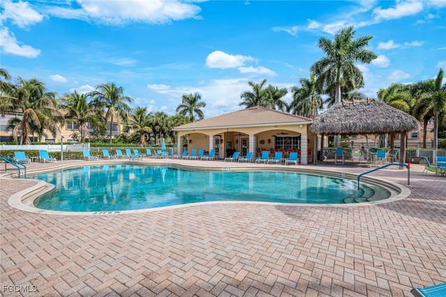 6100 Jonathans Bay CIR 302, Fort Myers, FL 33908