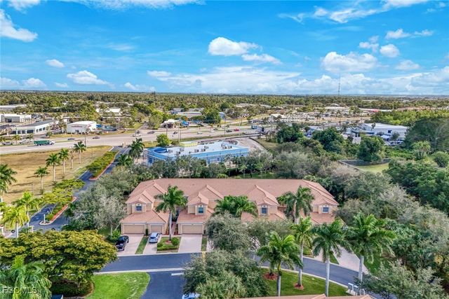 6100 Jonathans Bay CIR 302, Fort Myers, FL 33908