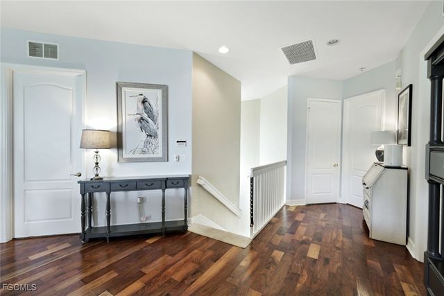 6100 Jonathans Bay CIR 302, Fort Myers, FL 33908