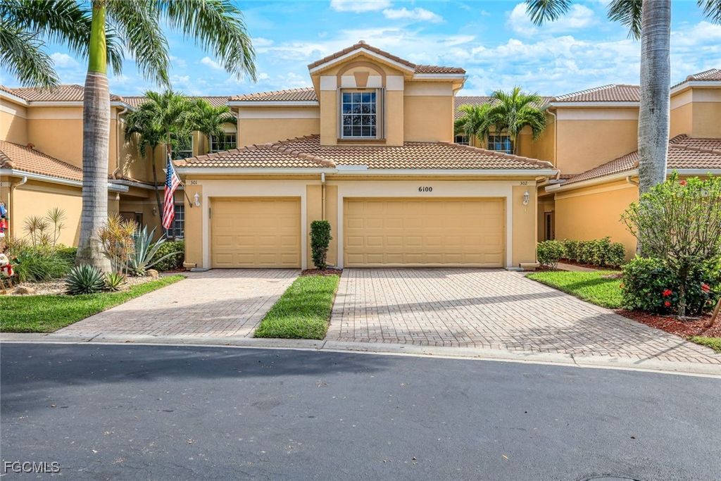6100 Jonathans Bay CIR 302, Fort Myers, FL 33908