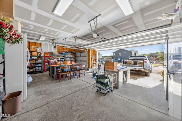 400 Eno Drive, Holly Springs, NC 27540