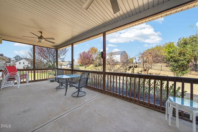 400 Eno Drive, Holly Springs, NC 27540