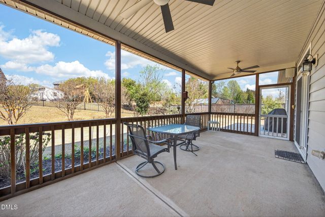 400 Eno Drive, Holly Springs, NC 27540