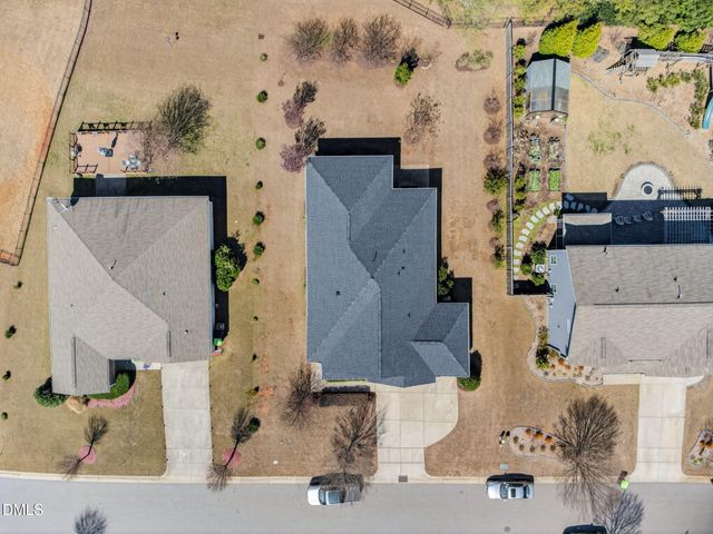 400 Eno Drive, Holly Springs, NC 27540