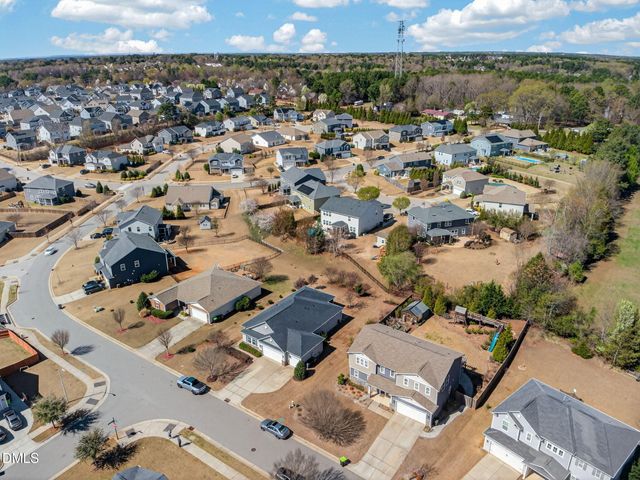 400 Eno Drive, Holly Springs, NC 27540