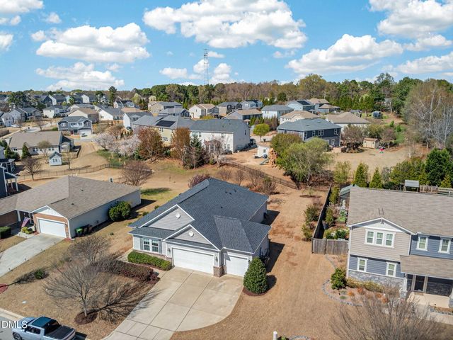 400 Eno Drive, Holly Springs, NC 27540