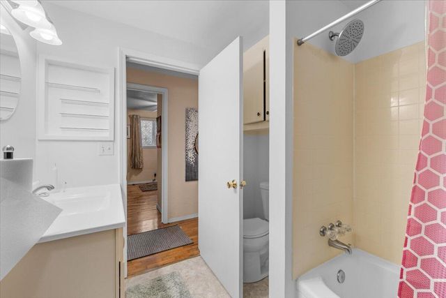 166 Mace Road, Medford, OR 97501