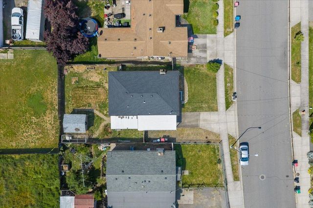 166 Mace Road, Medford, OR 97501
