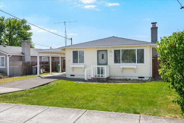 166 Mace Road, Medford, OR 97501
