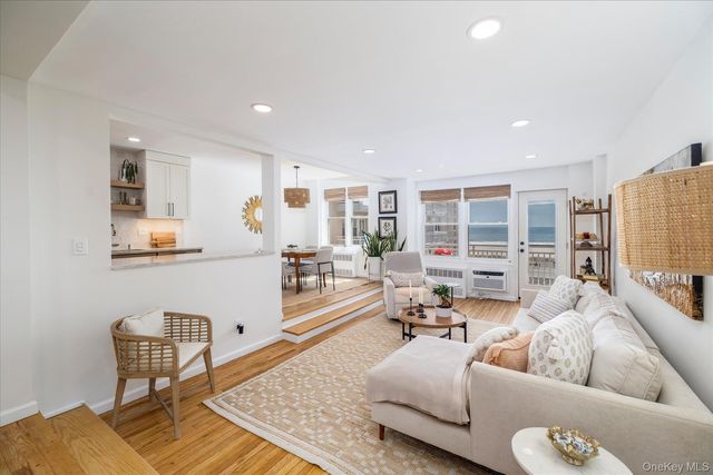 522 Shore Road 3AA, Long Beach, NY 11561