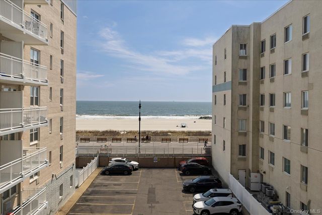 522 Shore Road 3AA, Long Beach, NY 11561