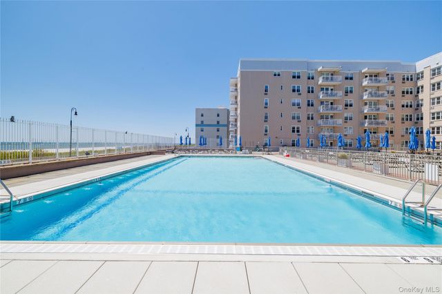 522 Shore Road 3AA, Long Beach, NY 11561