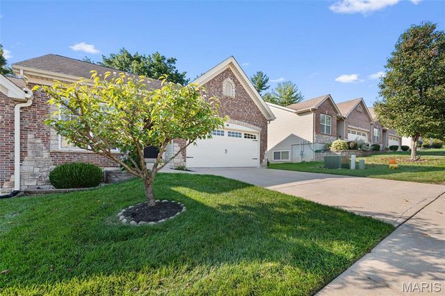 1017 Windsor Crest Ct Court, Cottleville, MO 63376