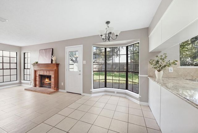 1926 Victoria Garden Drive, Richmond, TX 77406