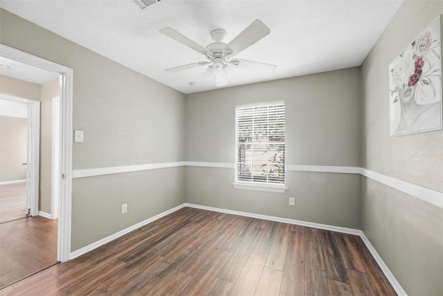 1926 Victoria Garden Drive, Richmond, TX 77406