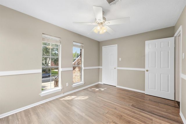 1926 Victoria Garden Drive, Richmond, TX 77406