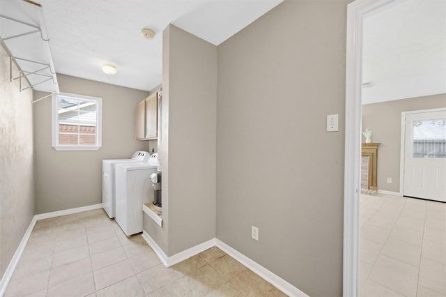 1926 Victoria Garden Drive, Richmond, TX 77406