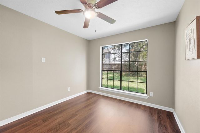 1926 Victoria Garden Drive, Richmond, TX 77406