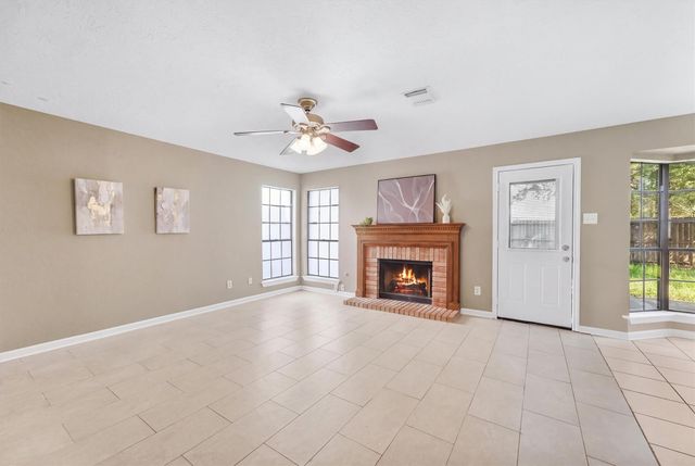1926 Victoria Garden Drive, Richmond, TX 77406