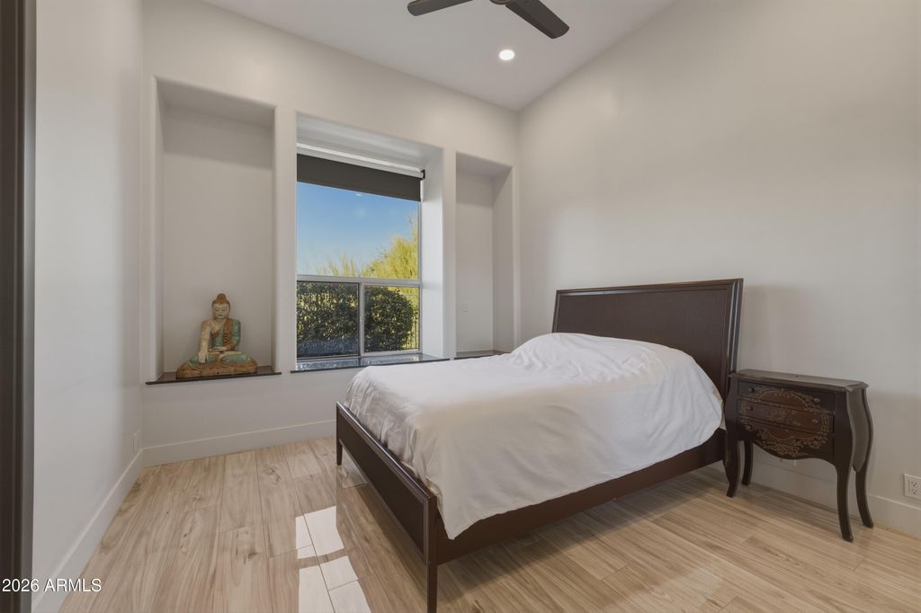 Image 29 of property listing at 11789 E Parkview Lane, Scottsdale, AZ 85255